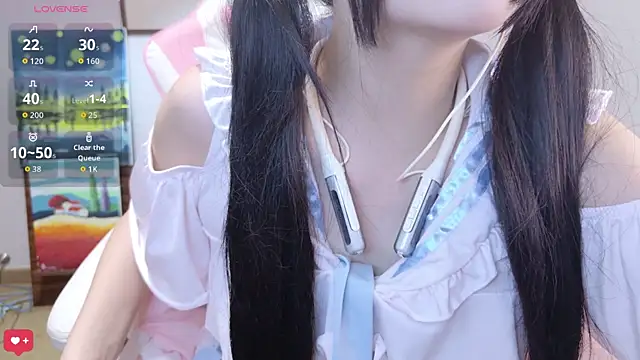 Qiqiiii-05 Live Webcam on Stripchat