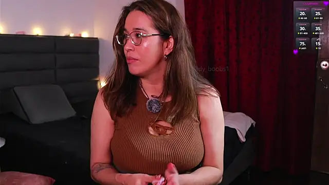 kathieandpovcock1 webcam
