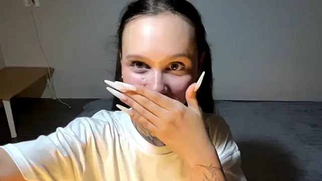 MayraLucarelli webcam
