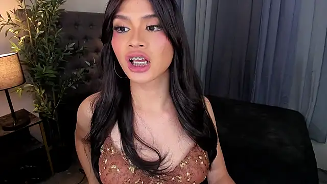delightfulasianhugecock webcam