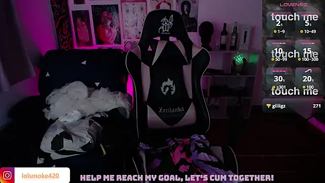 Bdsm_and_fries webcam