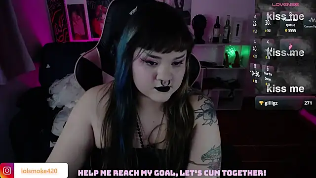 Bdsm_and_fries webcam