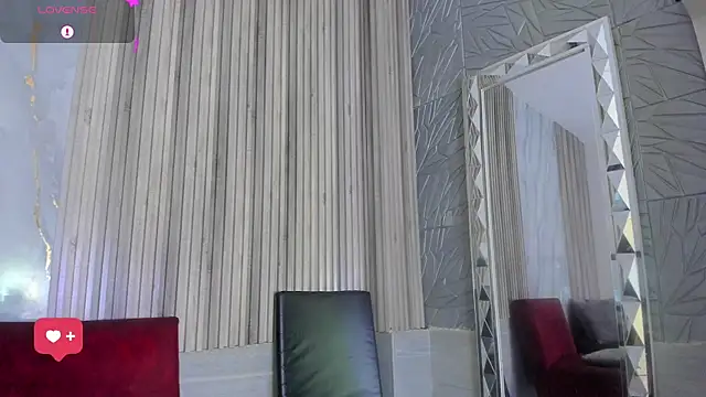 BriannaChelsea webcam