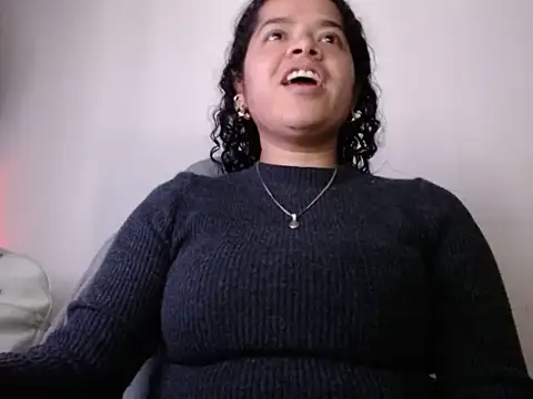 alexa-cooper- webcam