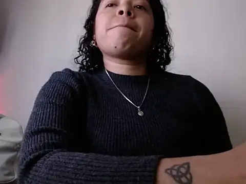 alexa-cooper- webcam
