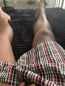 Detroitplaya33 live cam on StripChat
