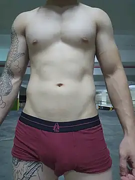 Valerious180 webcam