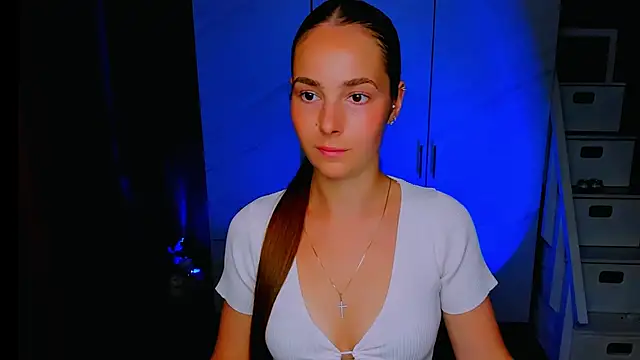 Maddy_Wood_ webcam