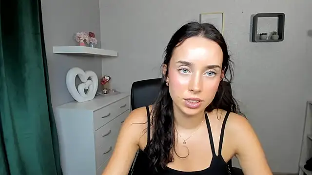 AdeleSolo webcam