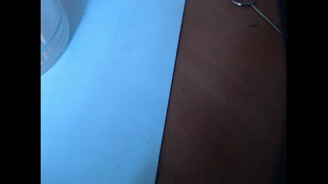 belle_queue live cam on StripChat