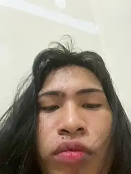 _cosmic_junaxxx live cam on StripChat