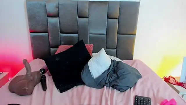 MiluVegaa_ webcam