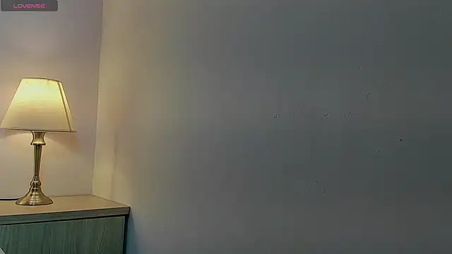 abigail_restrepo webcam