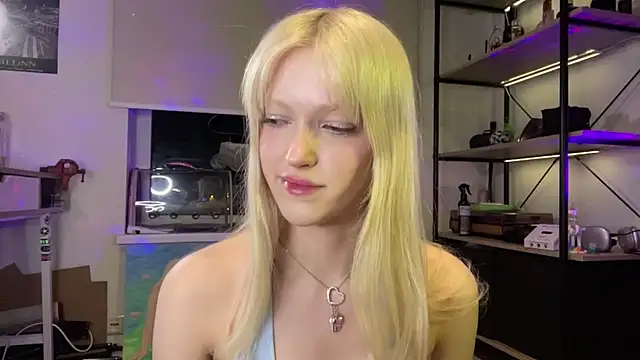 ShoshanaNogueras webcam