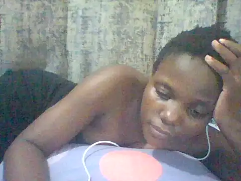 tina_2030 webcam