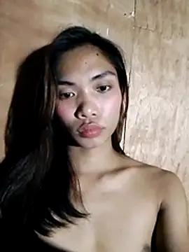 Itsbabytira webcam