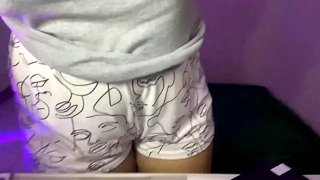 SaraStanley webcam