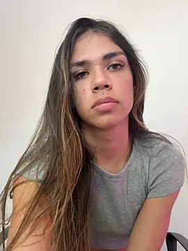 EmmaBlake1 webcam