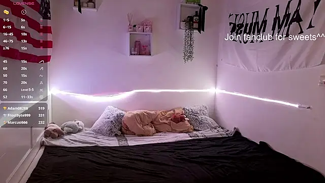Miniatura della webcam live di Katelixir con #student, #hd e #new