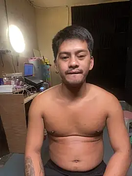 BoyNextWindow live cam on StripChat