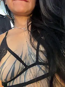 Dakota-fire live cam on StripChat