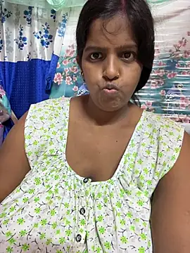 Beauty-queen live cam on StripChat