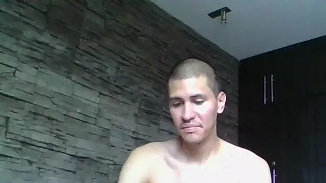 Sexylatin64 webcam