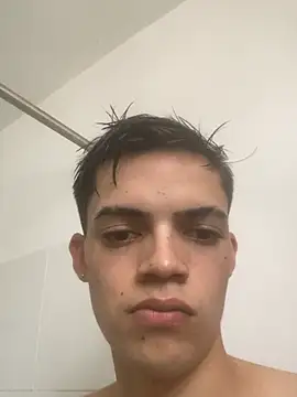 Latinos_2001 webcam