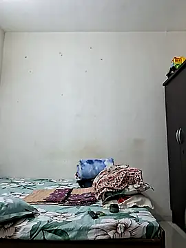 YoniTantraIndia webcam