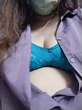 Zioo1 live cam on StripChat