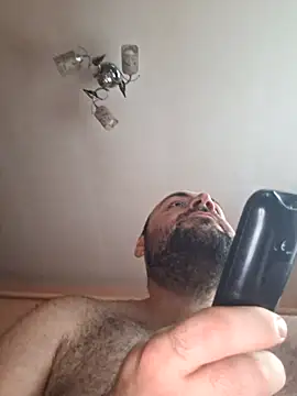 StrictBobby webcam