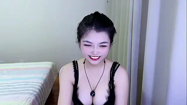 u8u8u webcam