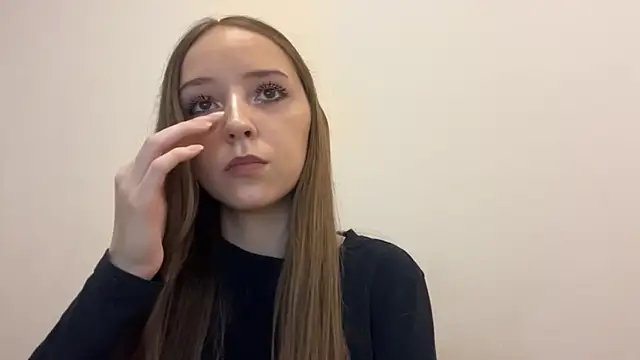 lunarleya live cam on StripChat