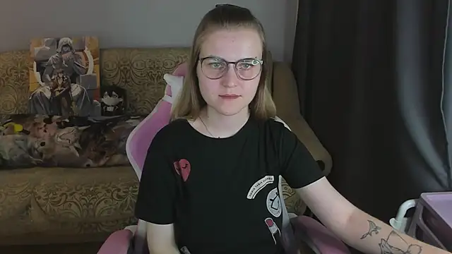 MissBrightShine webcam