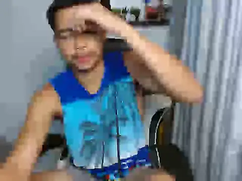 curlyasian_njxx webcam