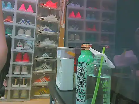 keepmepregnantT webcam