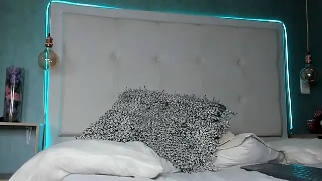 mia_gomez7