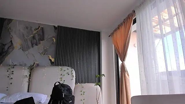 carolinefyre - CarolineFyre's free webcam - UK Sex Cams