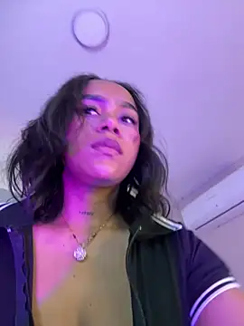 YariRose webcam