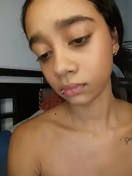Zoe_Sweett18 webcam