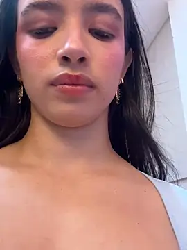 mia_2406_ webcam