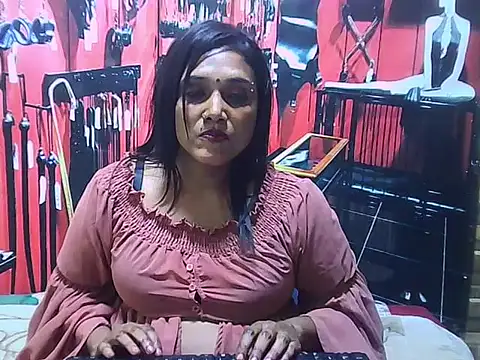 IndianSexyLady20 webcam