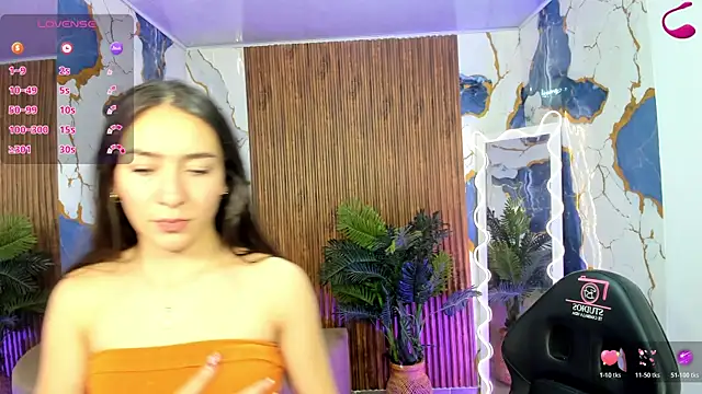 aztra_tay webcam