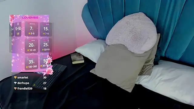 EmilySumer webcam