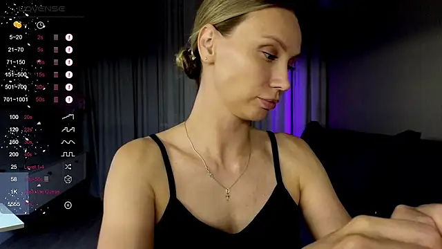 Alice_Wonders webcam