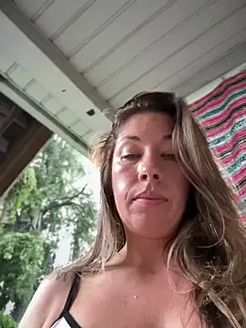 MiraKisss webcam