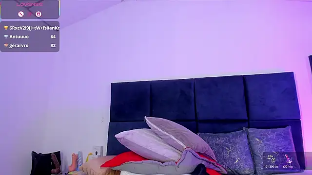 april_jones05 webcam