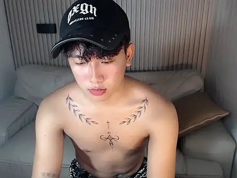 XtraHot_Alex webcam