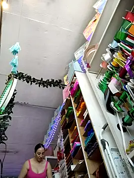 Mia_Novikov webcam