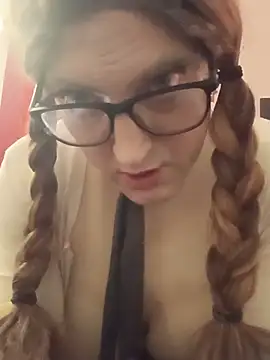 sissytrapdolly24 webcam